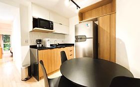 UniHome Niterói by Housi